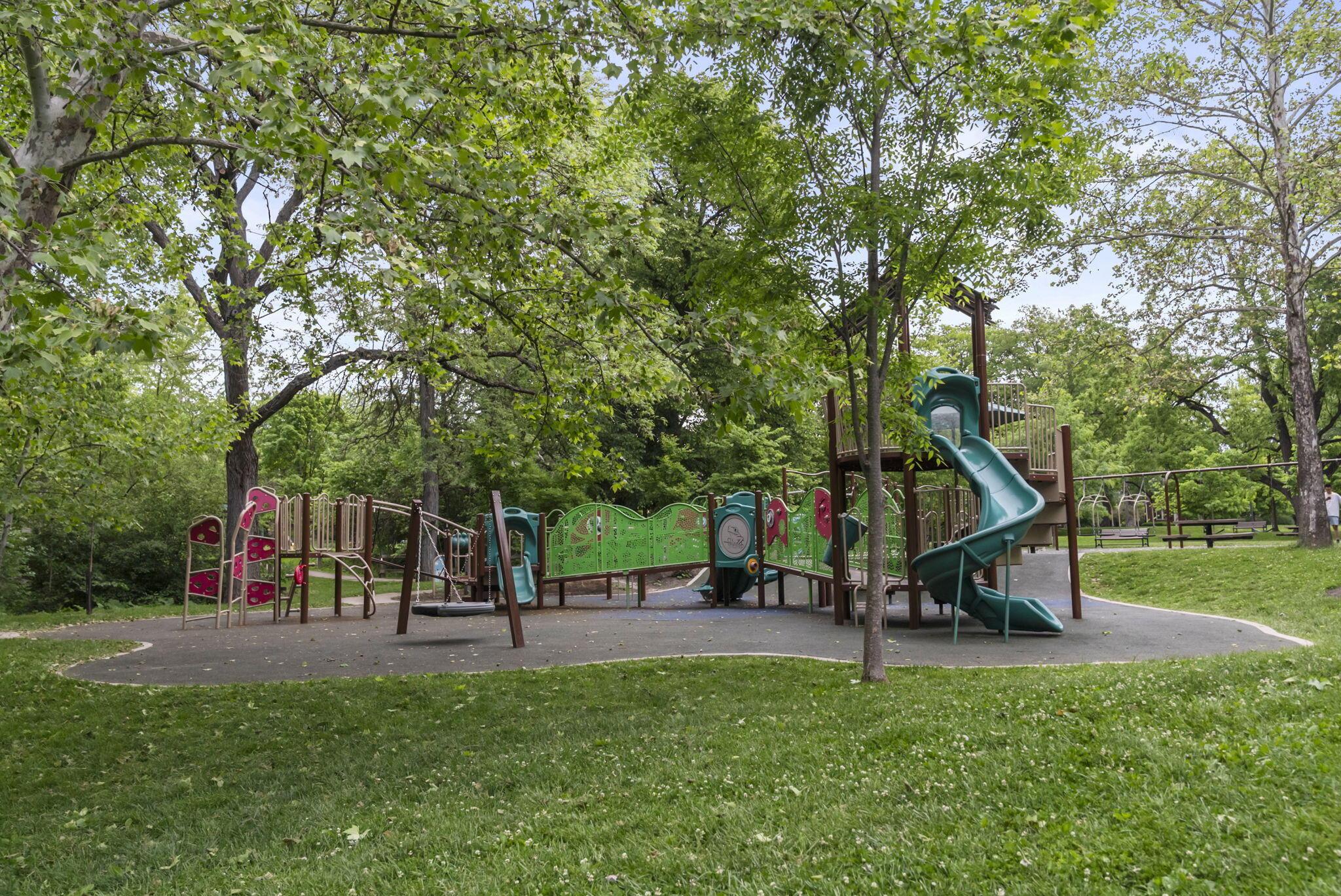 1875 Roxbury Road Upper Arlington, OH 43212 - Photo 81 of 97 Miller Park