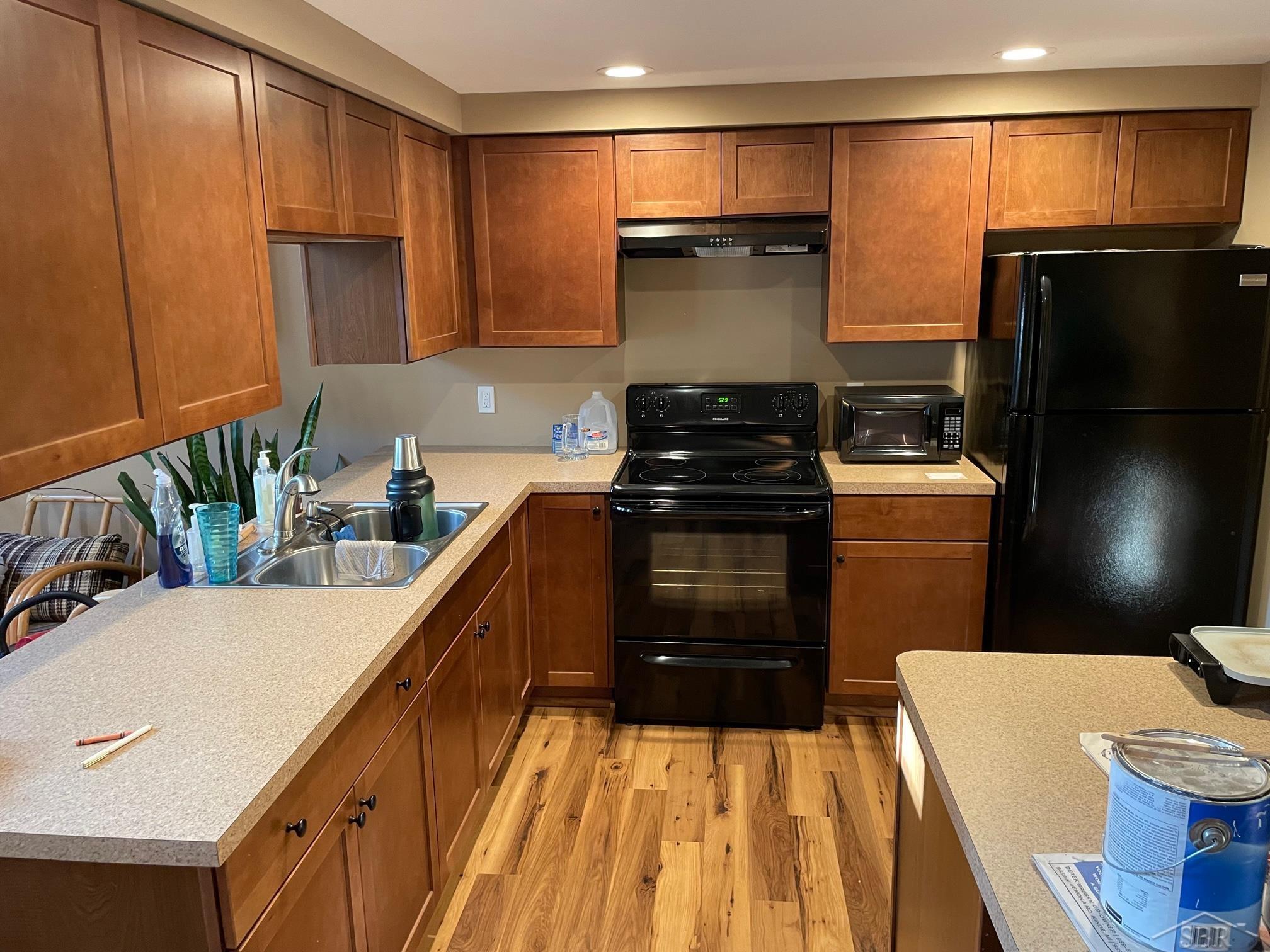 5757 Washburn Road Vassar, MI 48768 - Photo 7 of 28 50091983-6.JPG
