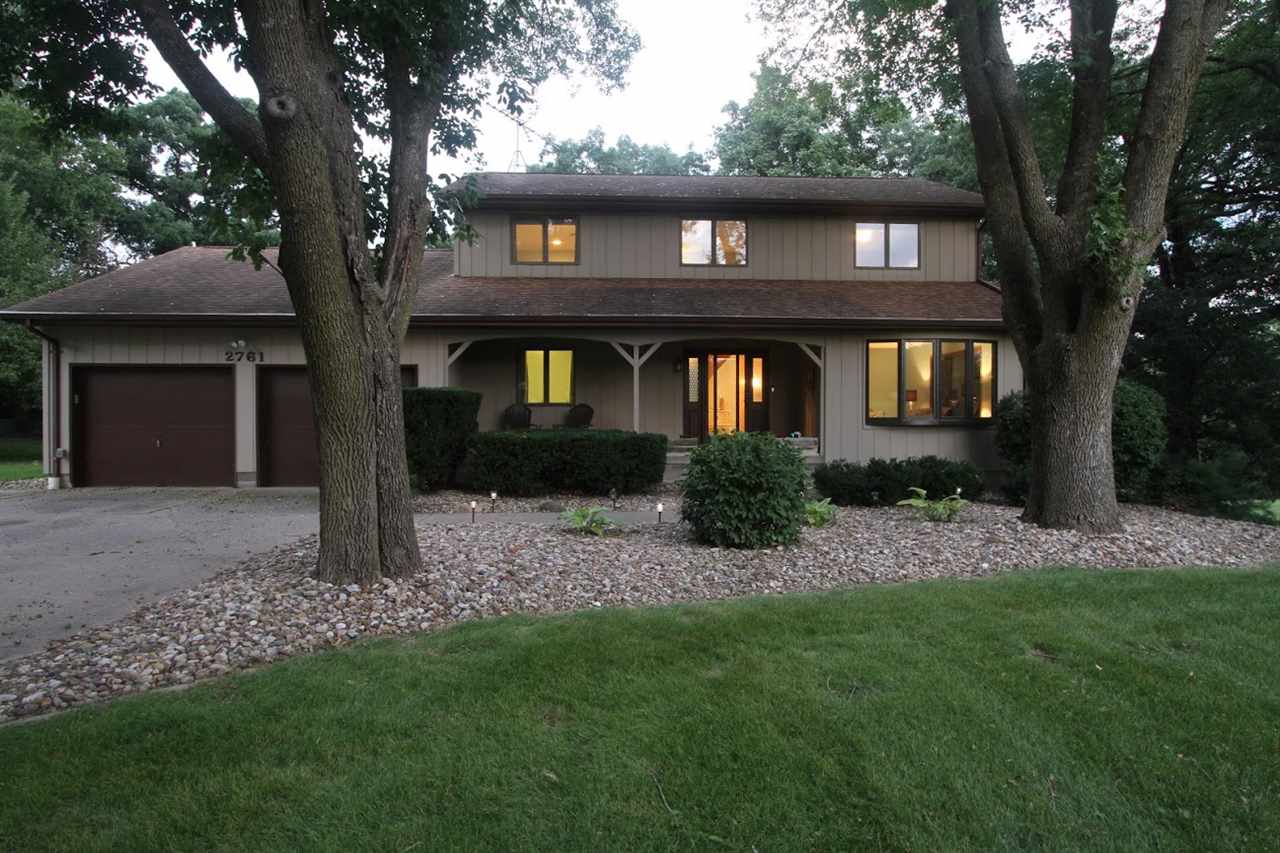 2761 Crestview Road Muscatine, IA 52761 - Photo 1 of 24 Gallery Image 1