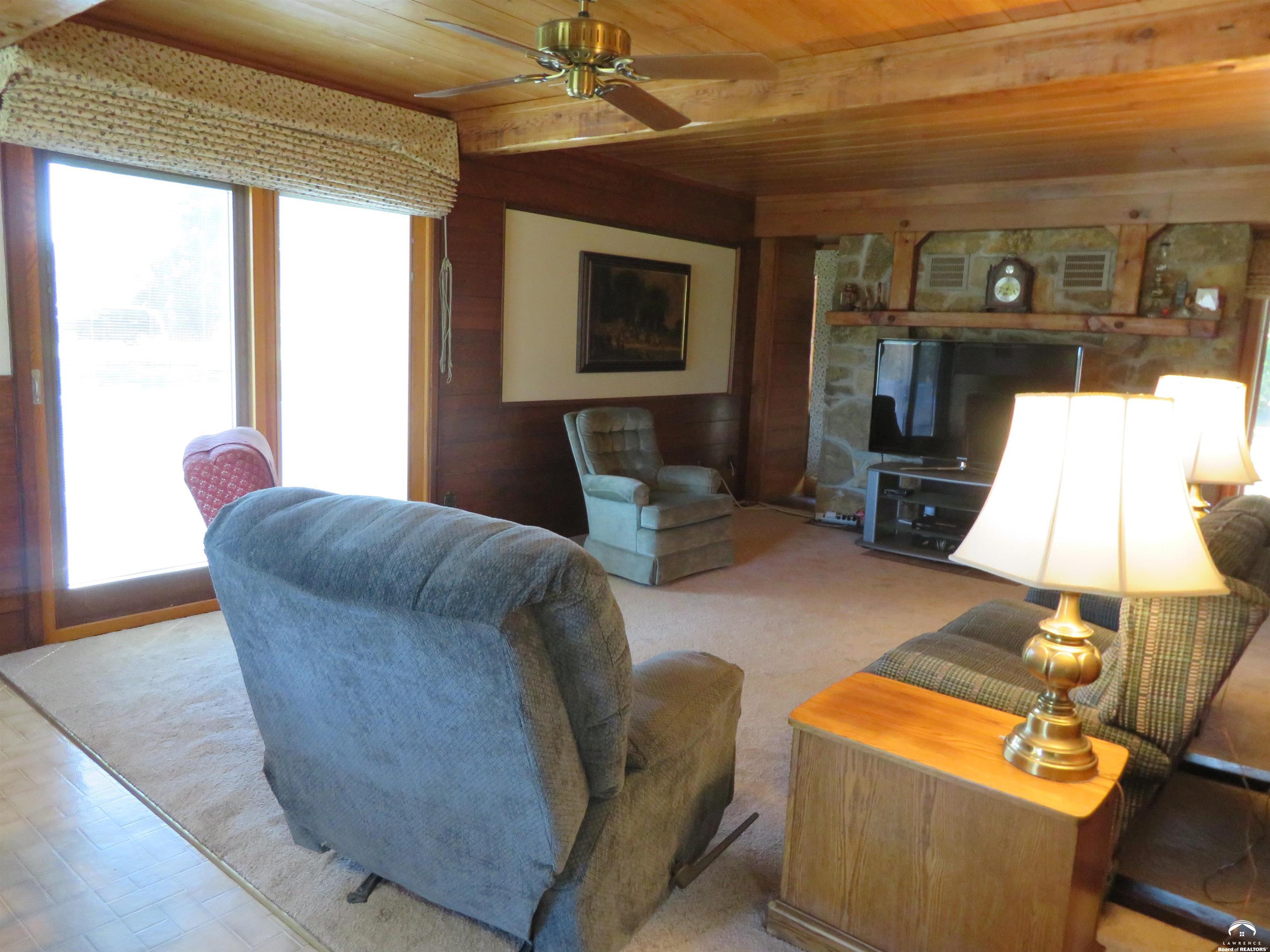 7607 Ferguson Road Ozawkie, KS 66070 - Photo 18 of 98 Gallery Image 18
