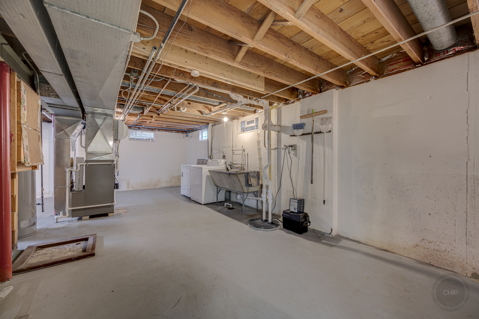 S528 Forest Street Winfield, IL 60190 - Photo 22 of 35 a view of a room with gym equipment