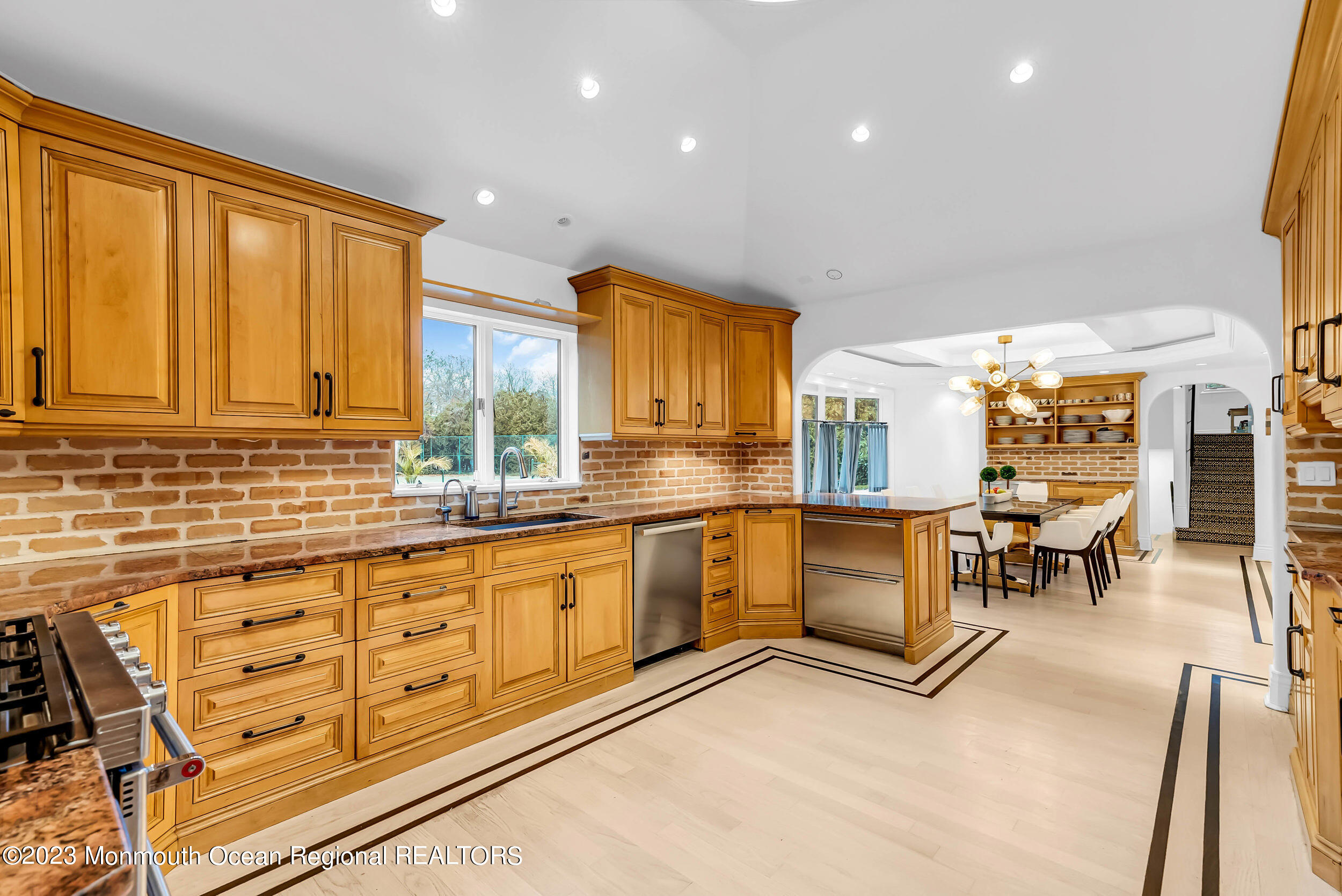 38 Old Farm Road Oakhurst, NJ 07755 - Photo 16 of 54 59