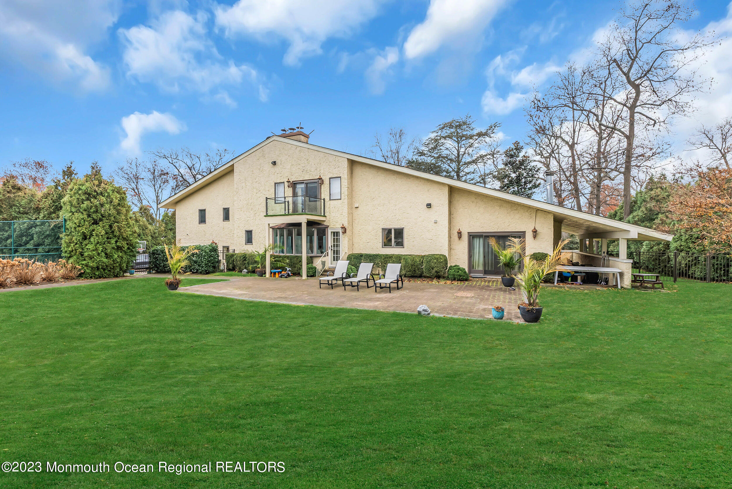 38 Old Farm Road Oakhurst, NJ 07755 - Photo 40 of 54 93