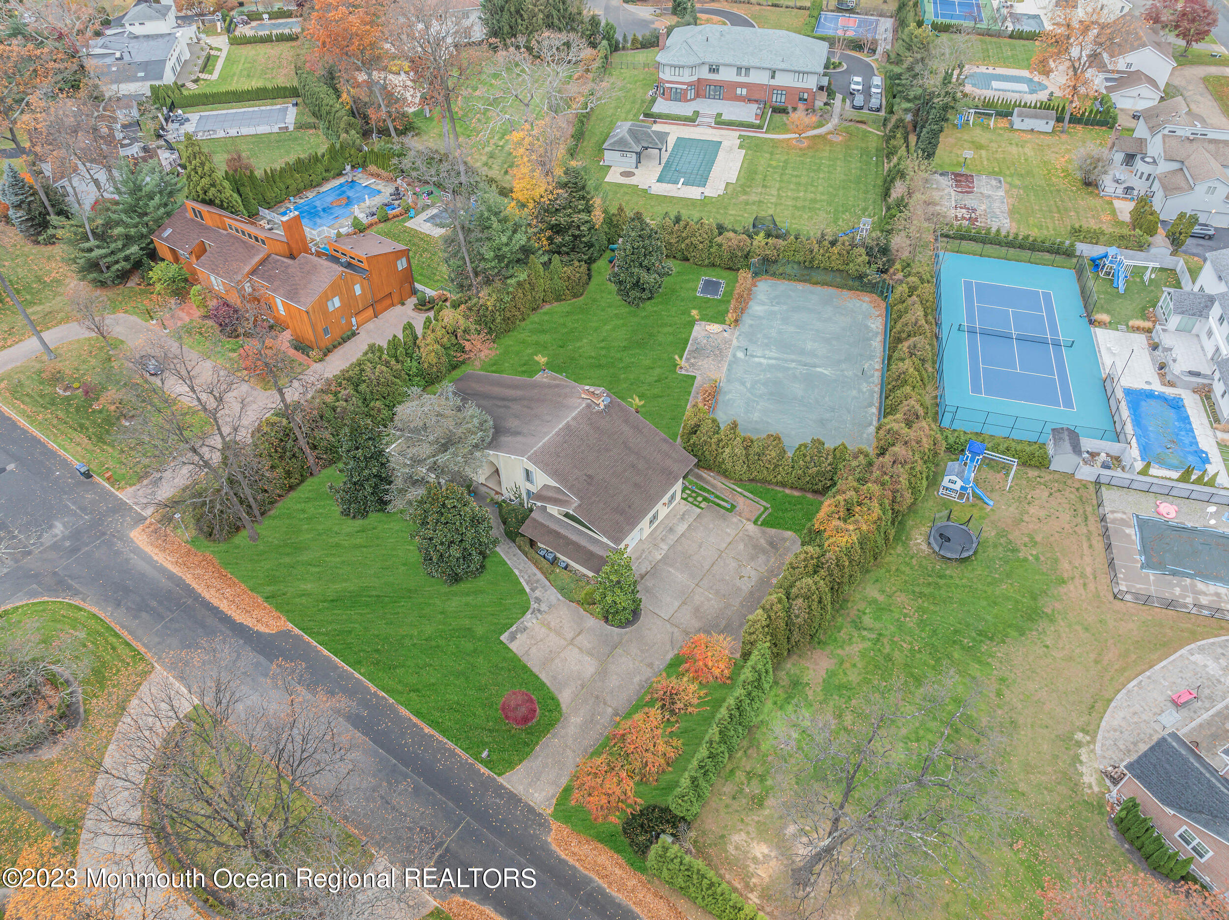 38 Old Farm Road Oakhurst, NJ 07755 - Photo 49 of 54 13