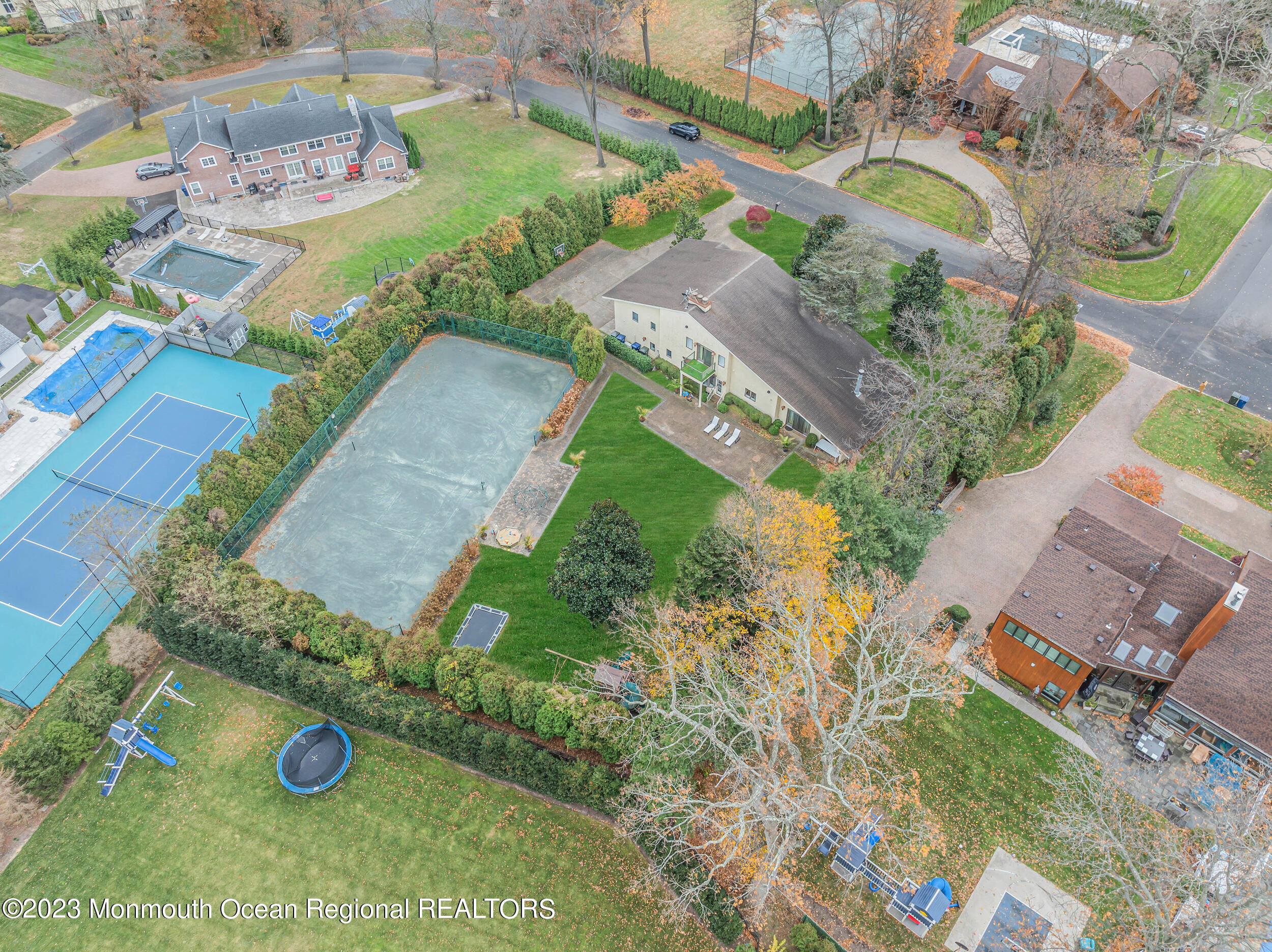 38 Old Farm Road Oakhurst, NJ 07755 - Photo 50 of 54 19