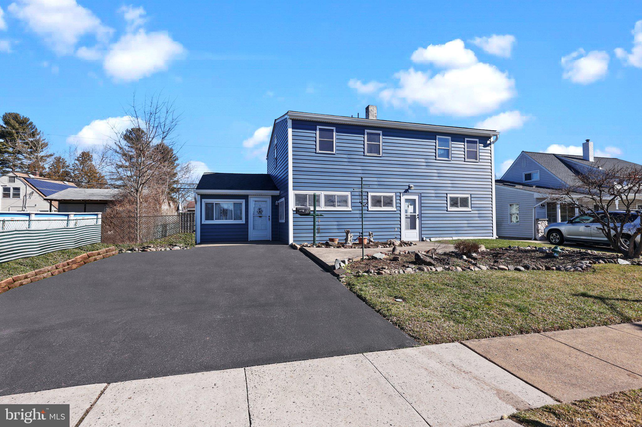 56 Grapevine Road Levittown, PA 19057 - Photo 1 of 27