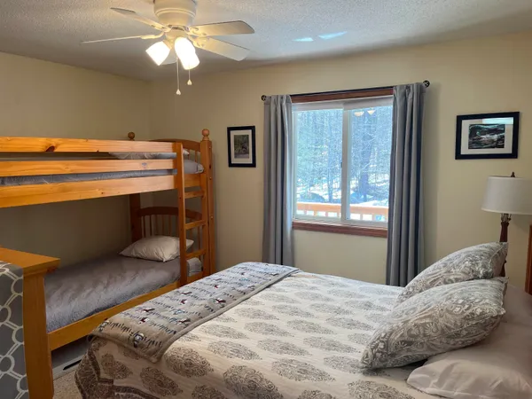 $2,000 | 24 Harmony Lane, Unit 13, Conway, NH 03813