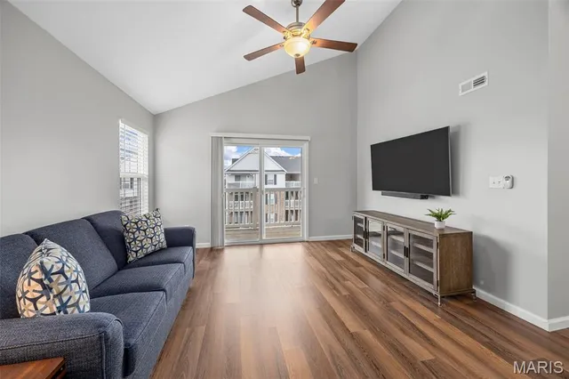 $193,500 | 1231 Saravalle Drive, St. Peters, MO 63376