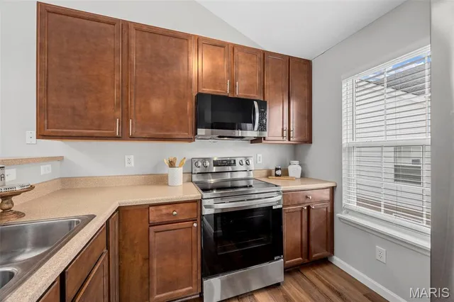 $193,500 | 1231 Saravalle Drive, St. Peters, MO 63376