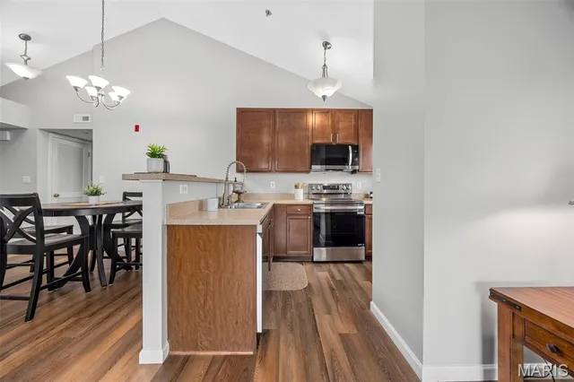 $193,500 | 1231 Saravalle Drive, St. Peters, MO 63376