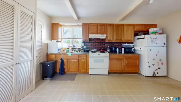 $2,395 | 17 Landin Street, Unit A, Woodbridge, CT 06525