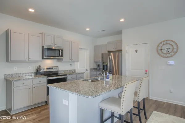 $475,000 | 106 Mesa Lane, Surf City, NC 28445