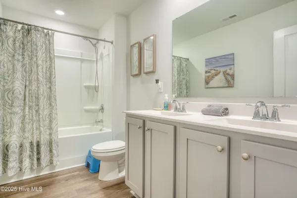 $475,000 | 106 Mesa Lane, Surf City, NC 28445