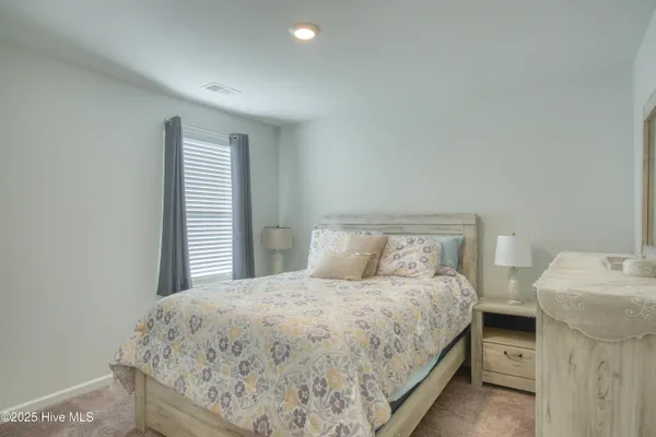 $475,000 | 106 Mesa Lane, Surf City, NC 28445