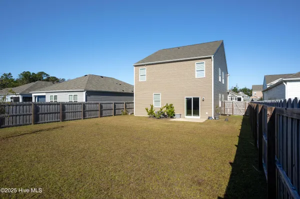 $475,000 | 106 Mesa Lane, Surf City, NC 28445
