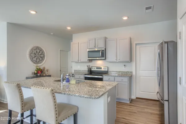 $475,000 | 106 Mesa Lane, Surf City, NC 28445