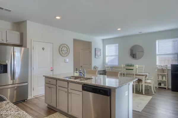 $475,000 | 106 Mesa Lane, Surf City, NC 28445