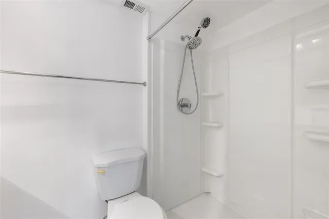 $215,000 | 2623 Seville Boulevard, Unit 301, Clearwater, FL 33764