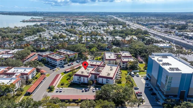 $215,000 | 2623 Seville Boulevard, Unit 301, Clearwater, FL 33764