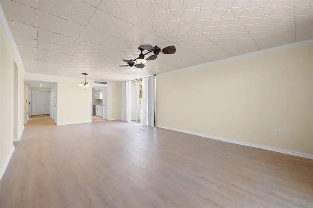 $215,000 | 2623 Seville Boulevard, Unit 301, Clearwater, FL 33764