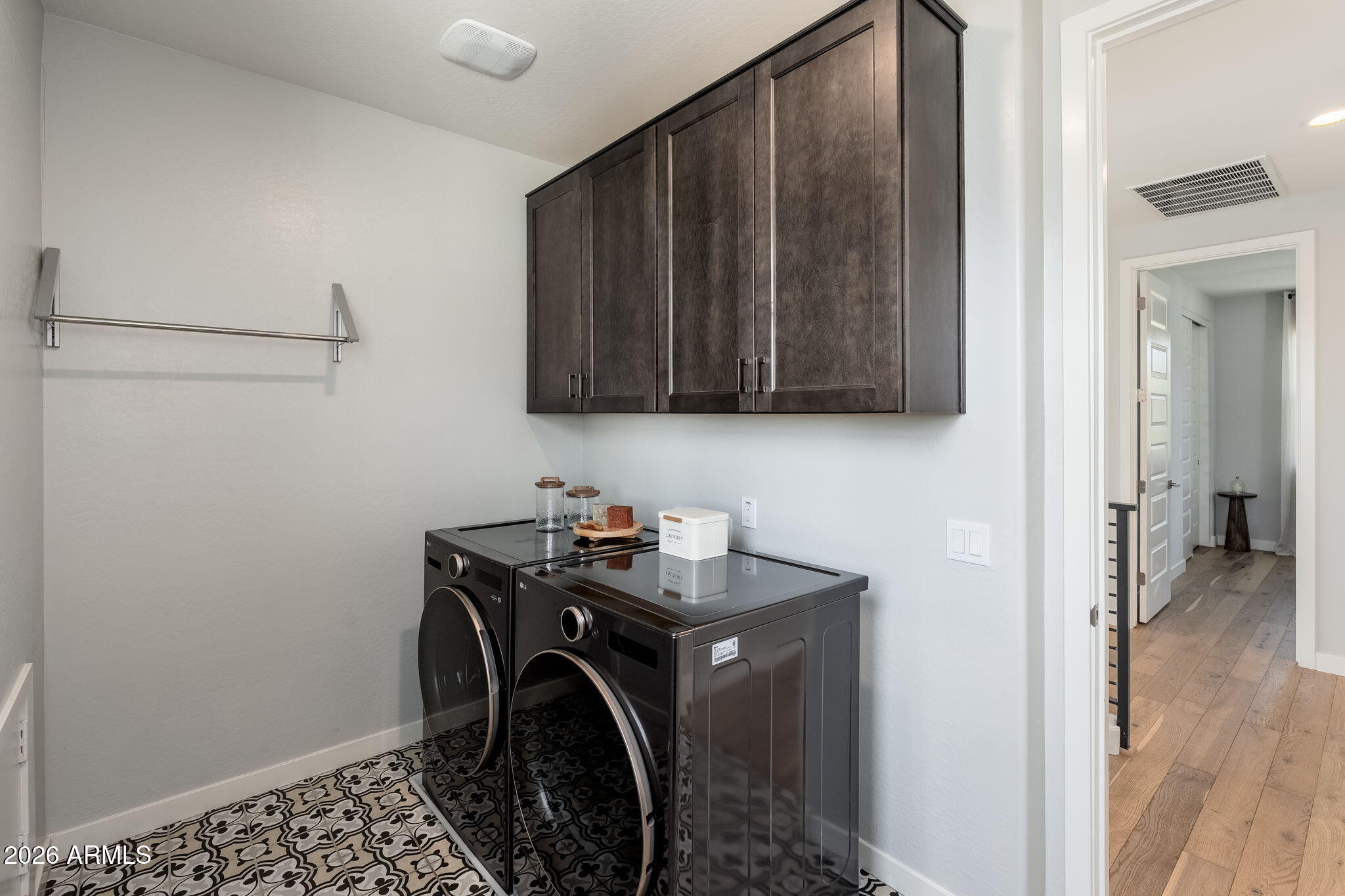 1555 East Ocotillo Road, Unit 9 Phoenix, AZ 85014 - Photo 26 of 41 Laundry Room