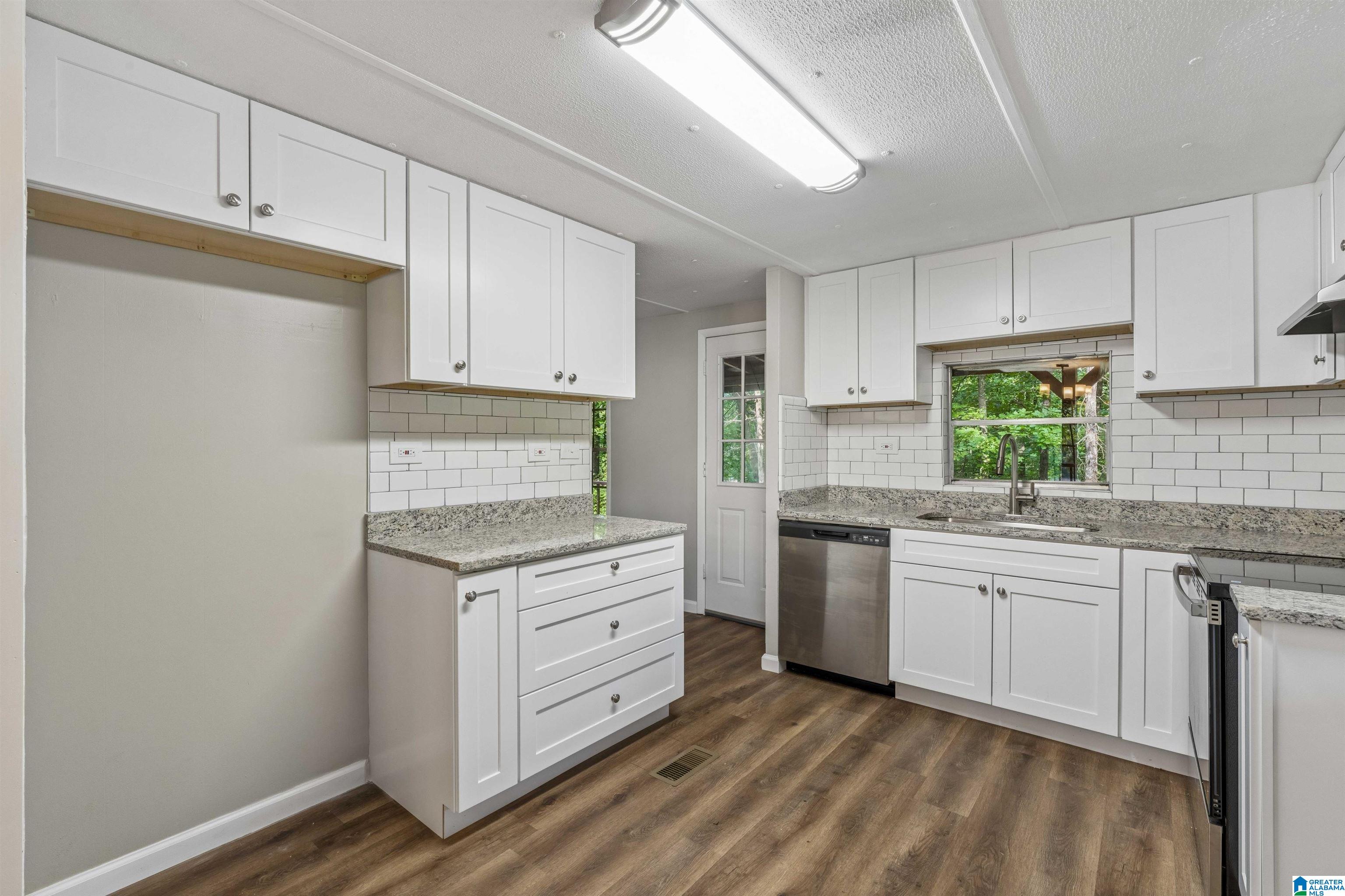 6086 Castle Heights Road Morris, AL 35116 - Photo 8 of 45