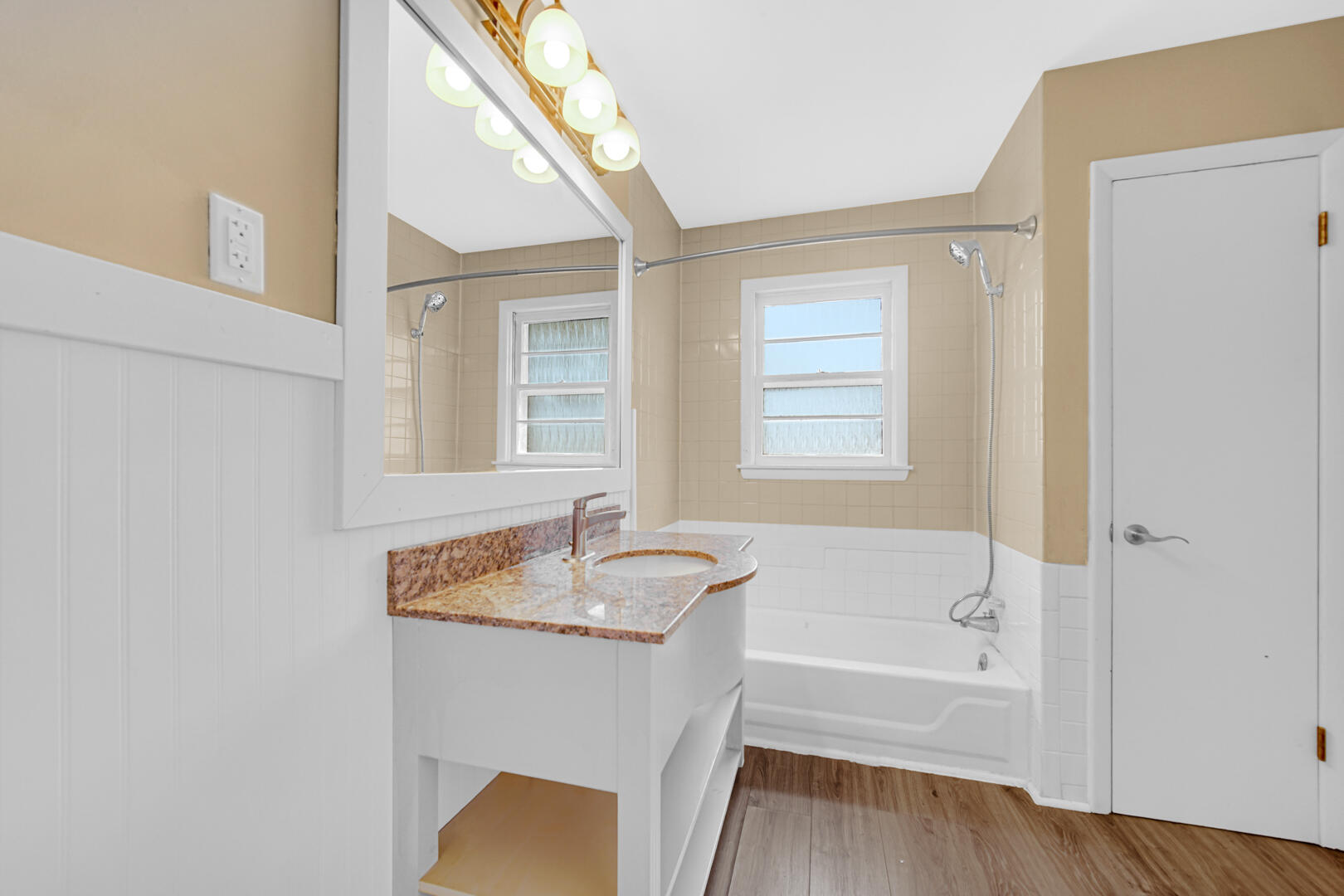 448 North Weston Street Rensselaer, IN 47978 - Photo 24 of 28 a bathroom with a bathtub and a sink