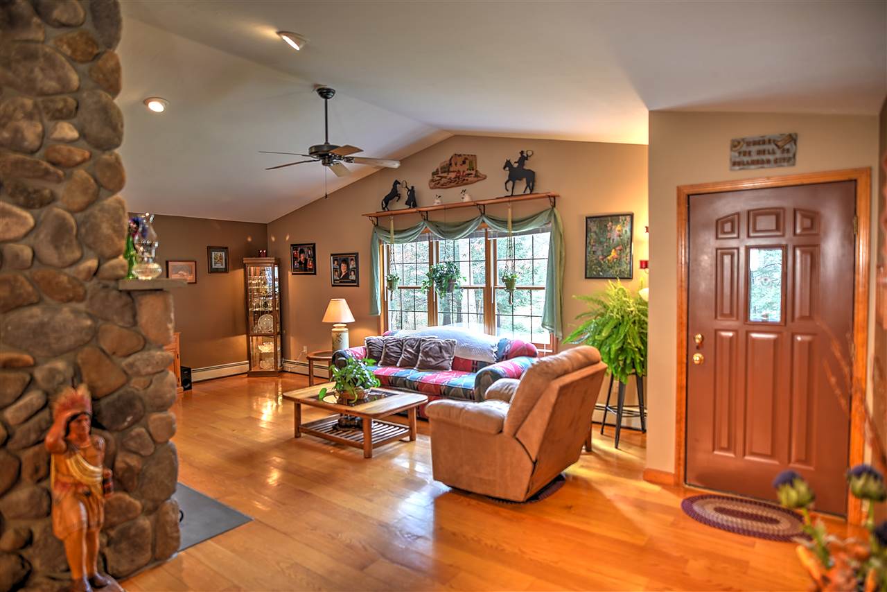 205 Bee Hole Road Loudon, NH 03307 - Photo 1 of 34