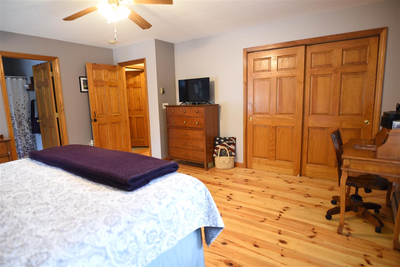 205 Bee Hole Road Loudon, NH 03307 - Photo 11 of 34