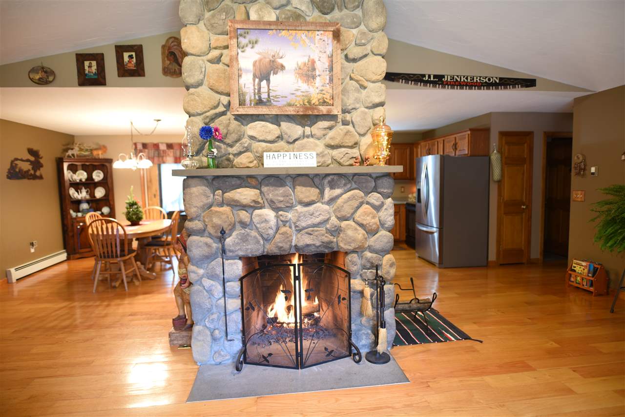 205 Bee Hole Road Loudon, NH 03307 - Photo 5 of 34