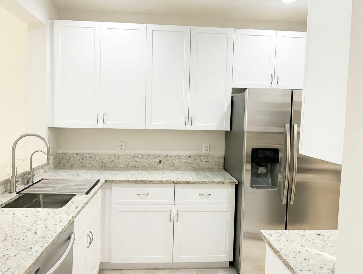 20971 Vía Azalea, Unit 2 Boca Raton, FL 33428 - Photo 3 of 6 3-IMG_0326