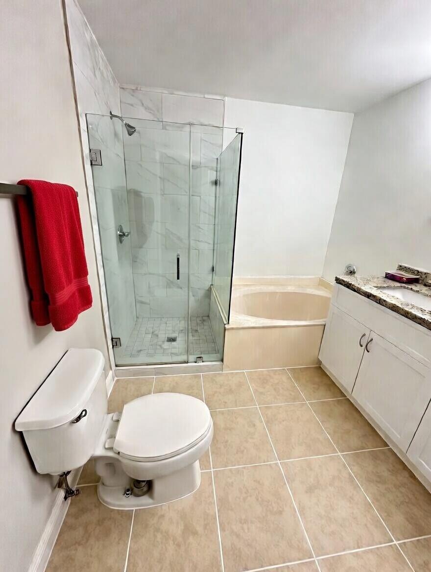 20971 Vía Azalea, Unit 2 Boca Raton, FL 33428 - Photo 6 of 6 6-IMG_0321