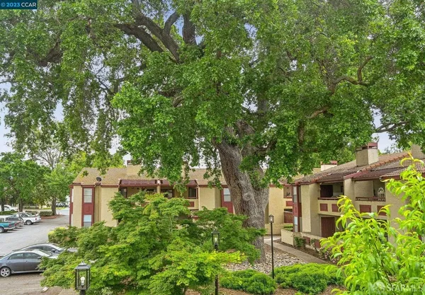 $358,000 | 1391 Monument Boulevard, Unit 20, Concord, CA 94520