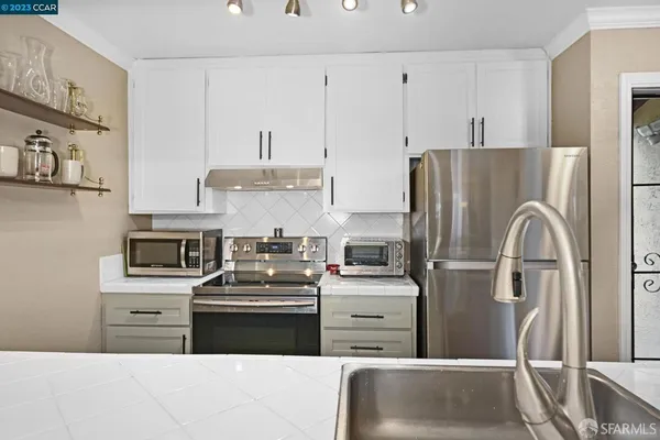 $358,000 | 1391 Monument Boulevard, Unit 20, Concord, CA 94520