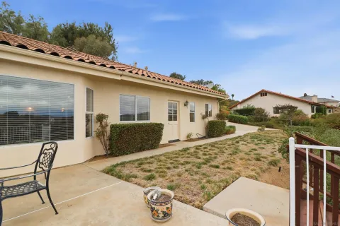 $1,200,000 | 3844 Alta Vista Drive, Fallbrook, CA 92028