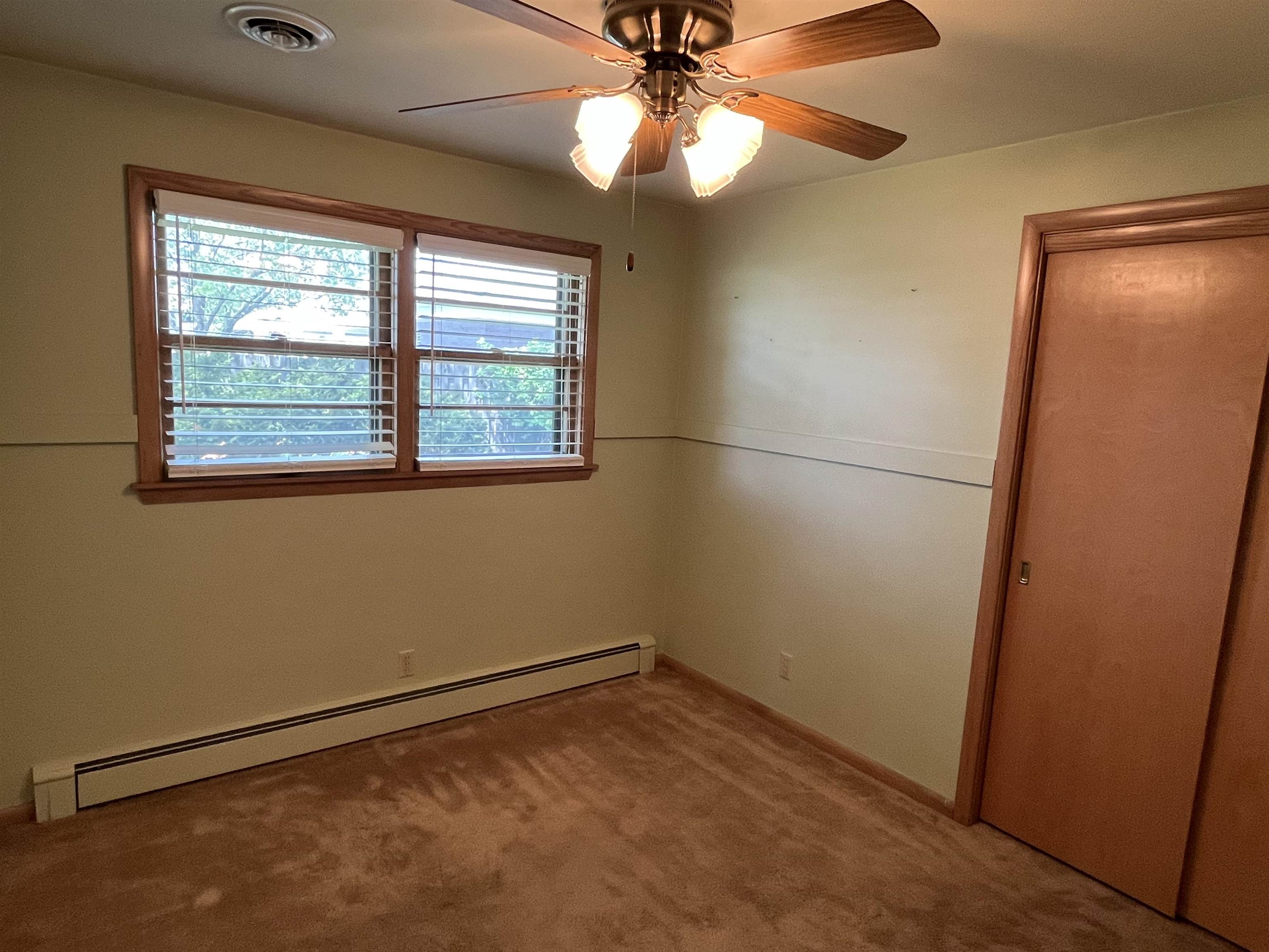 2750 West 8th Street Appleton, WI 54914 - Photo 14 of 20