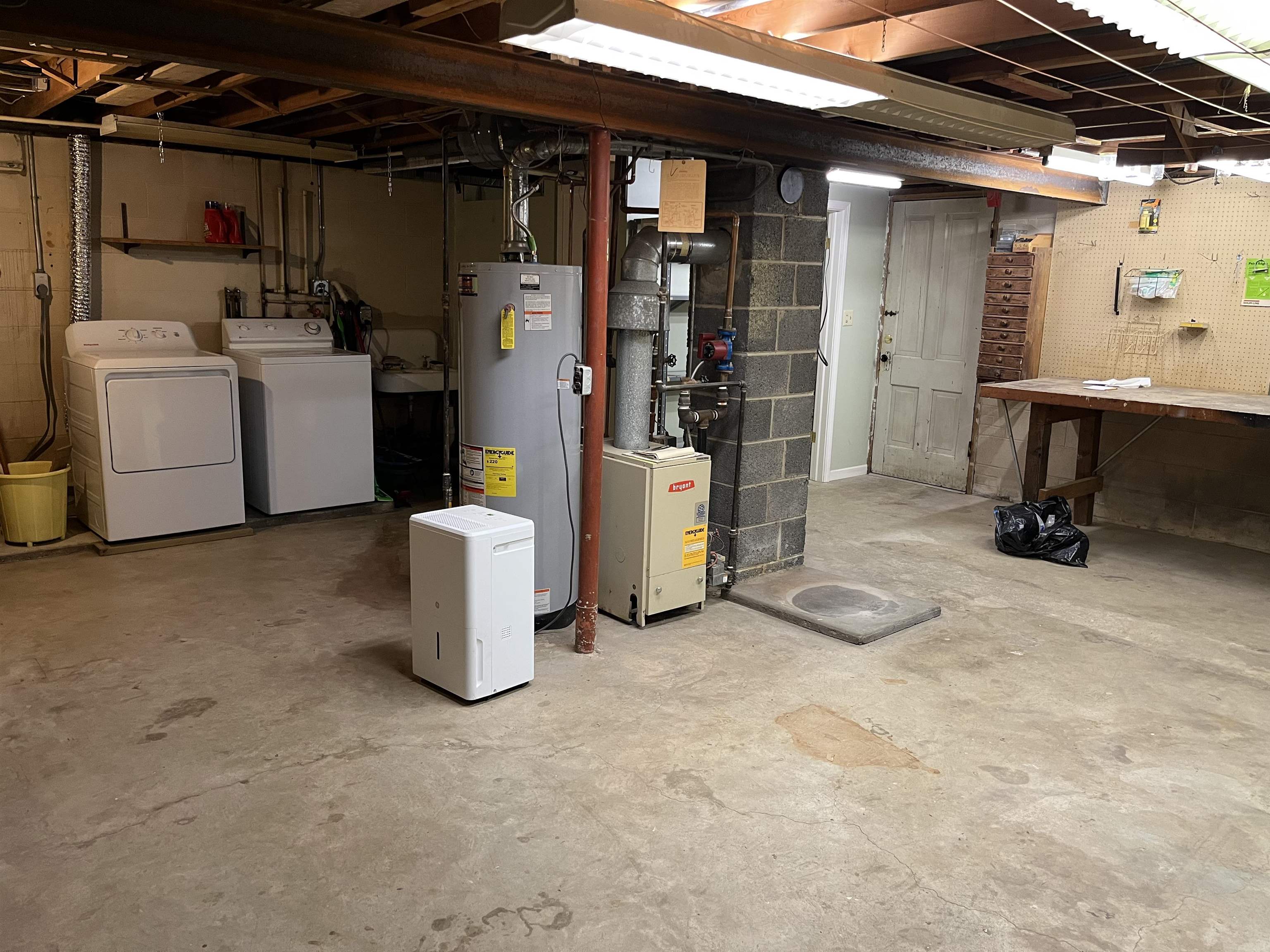 2750 West 8th Street Appleton, WI 54914 - Photo 15 of 20
