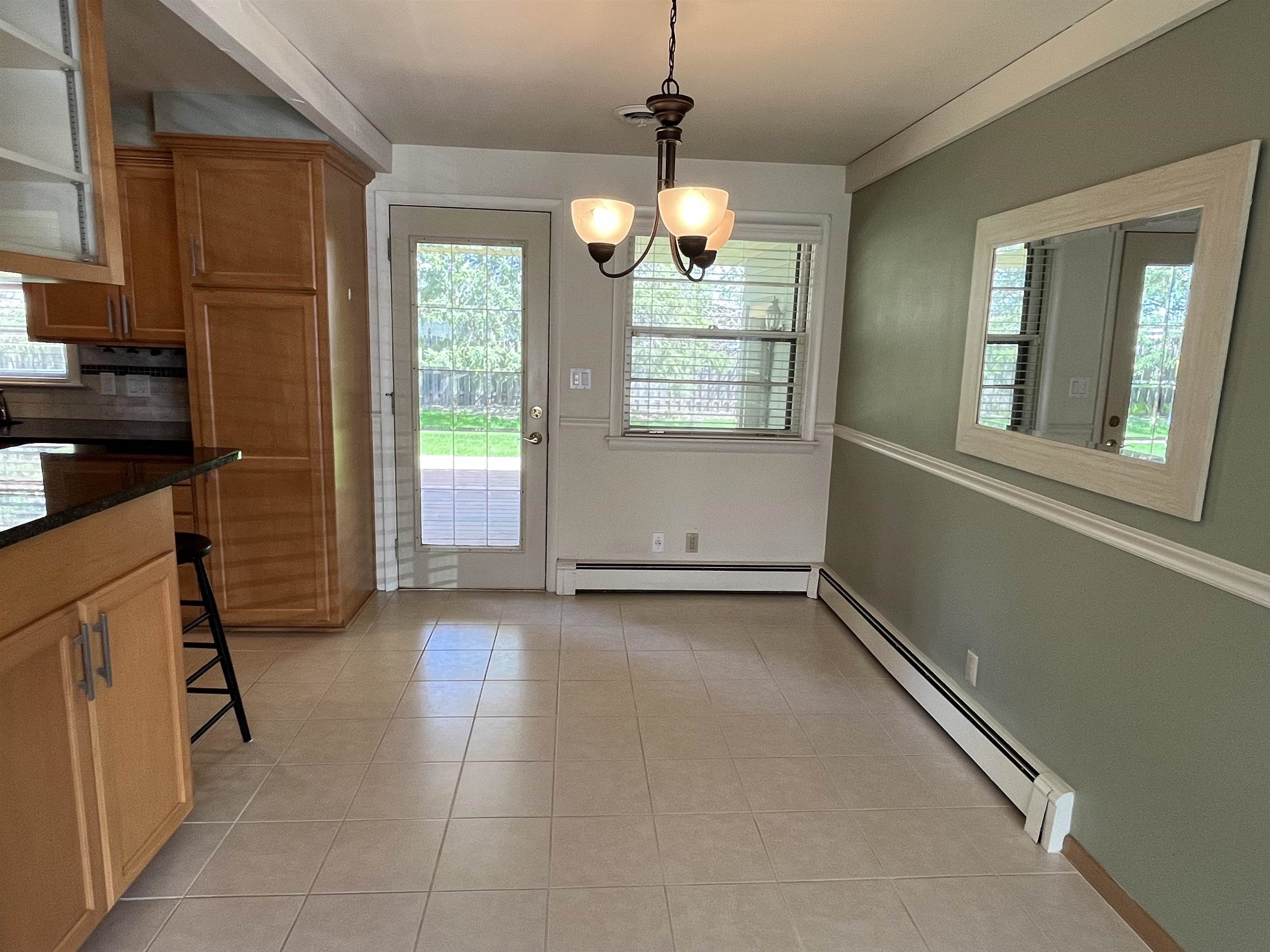 2750 West 8th Street Appleton, WI 54914 - Photo 5 of 20