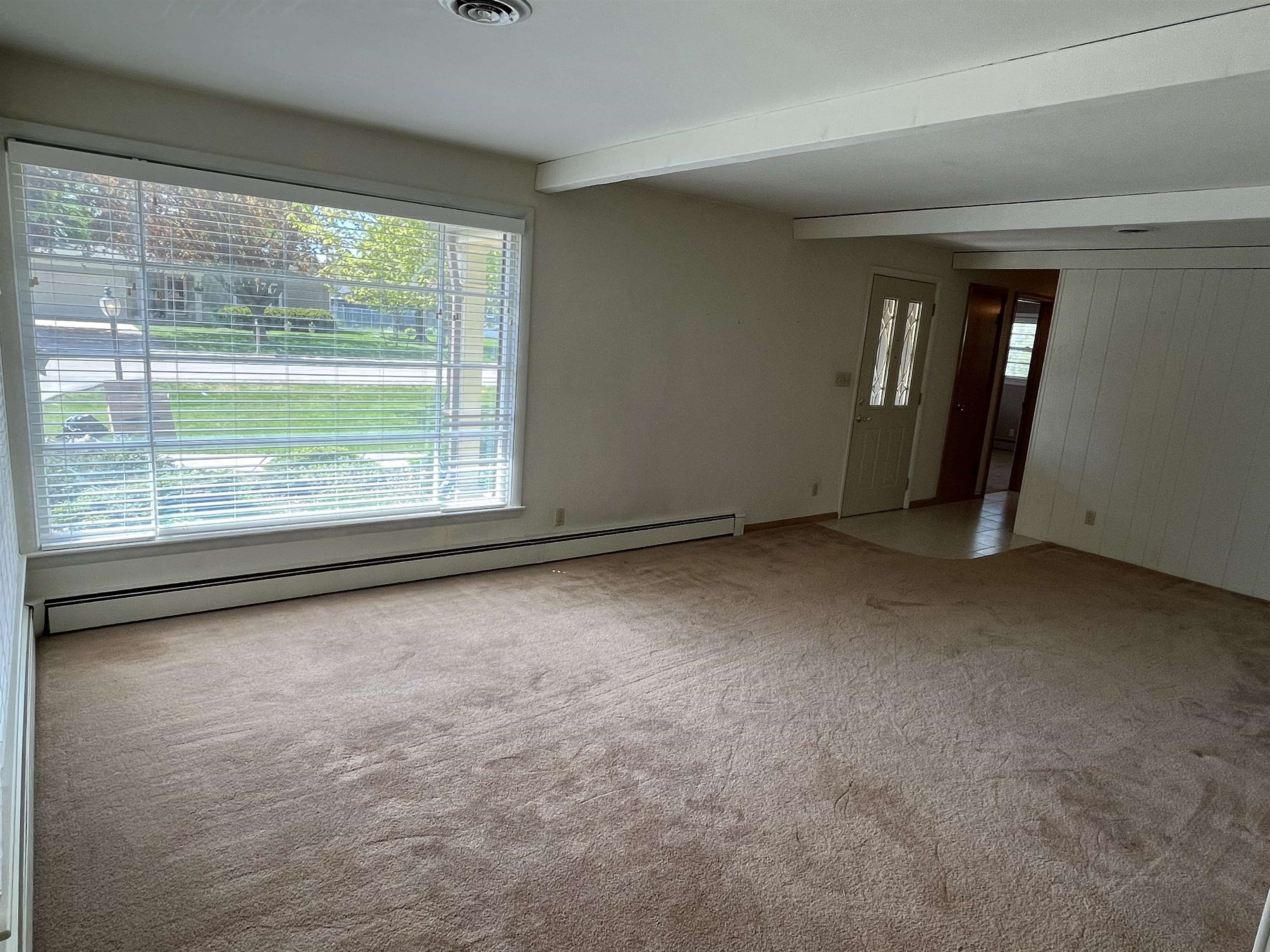 2750 West 8th Street Appleton, WI 54914 - Photo 8 of 20