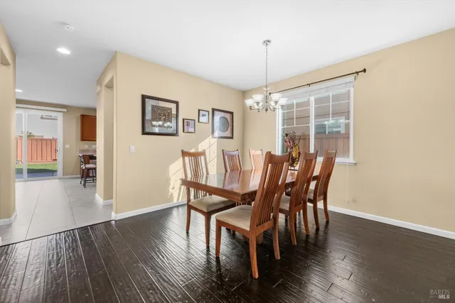 $699,900 | 7079 Westminster Court, Vacaville, CA 95687