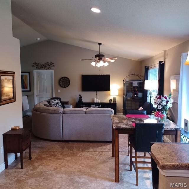 15825 Tundra Road St. Robert, MO 65584 - Photo 33 of 65