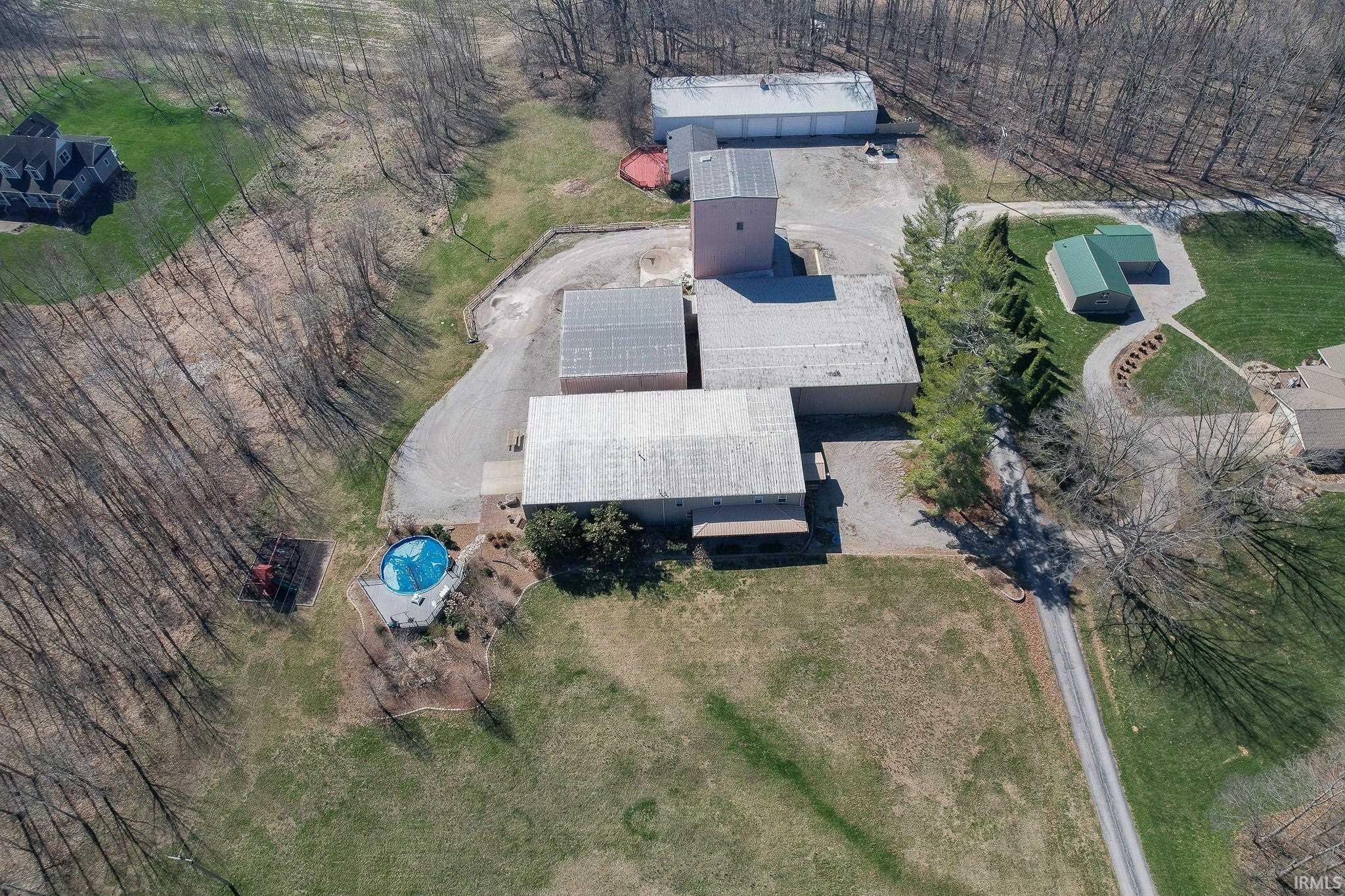 5147 West Franklin Road Evansville, IN 47712 - Photo 2 of 36