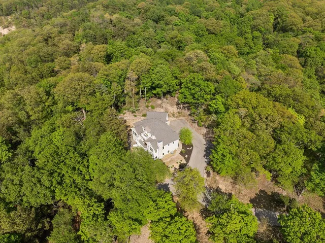 $2,599,000 | 690 Dunegrass Cir Drive, Saugatuck, MI 49453