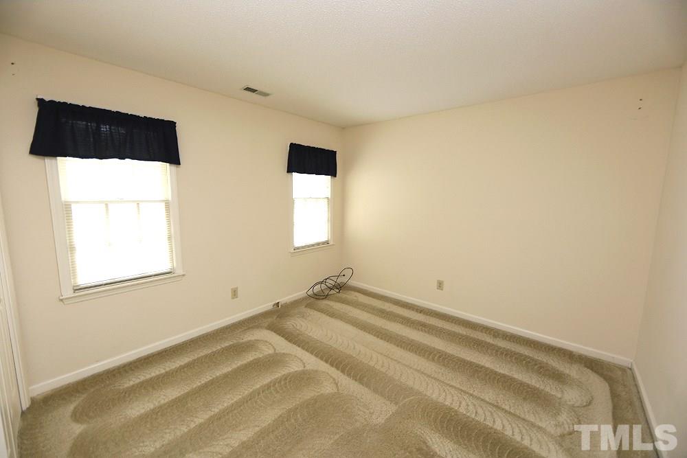 4500 Liverpool Lane Raleigh, NC 27604 - Photo 8 of 12