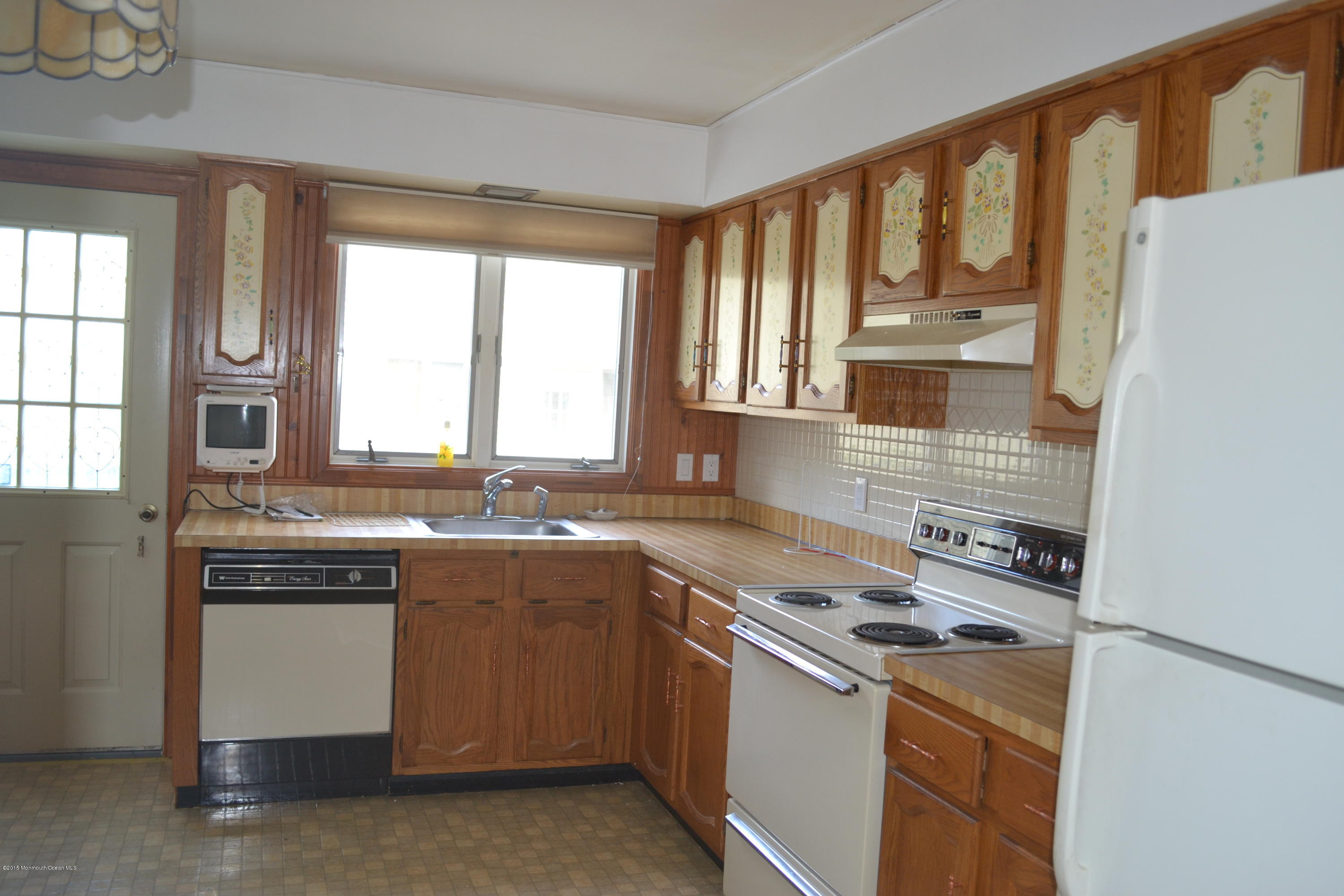 7 Fir Road, Unit 5 Manahawkin, NJ 08050 - Photo 16 of 24 008