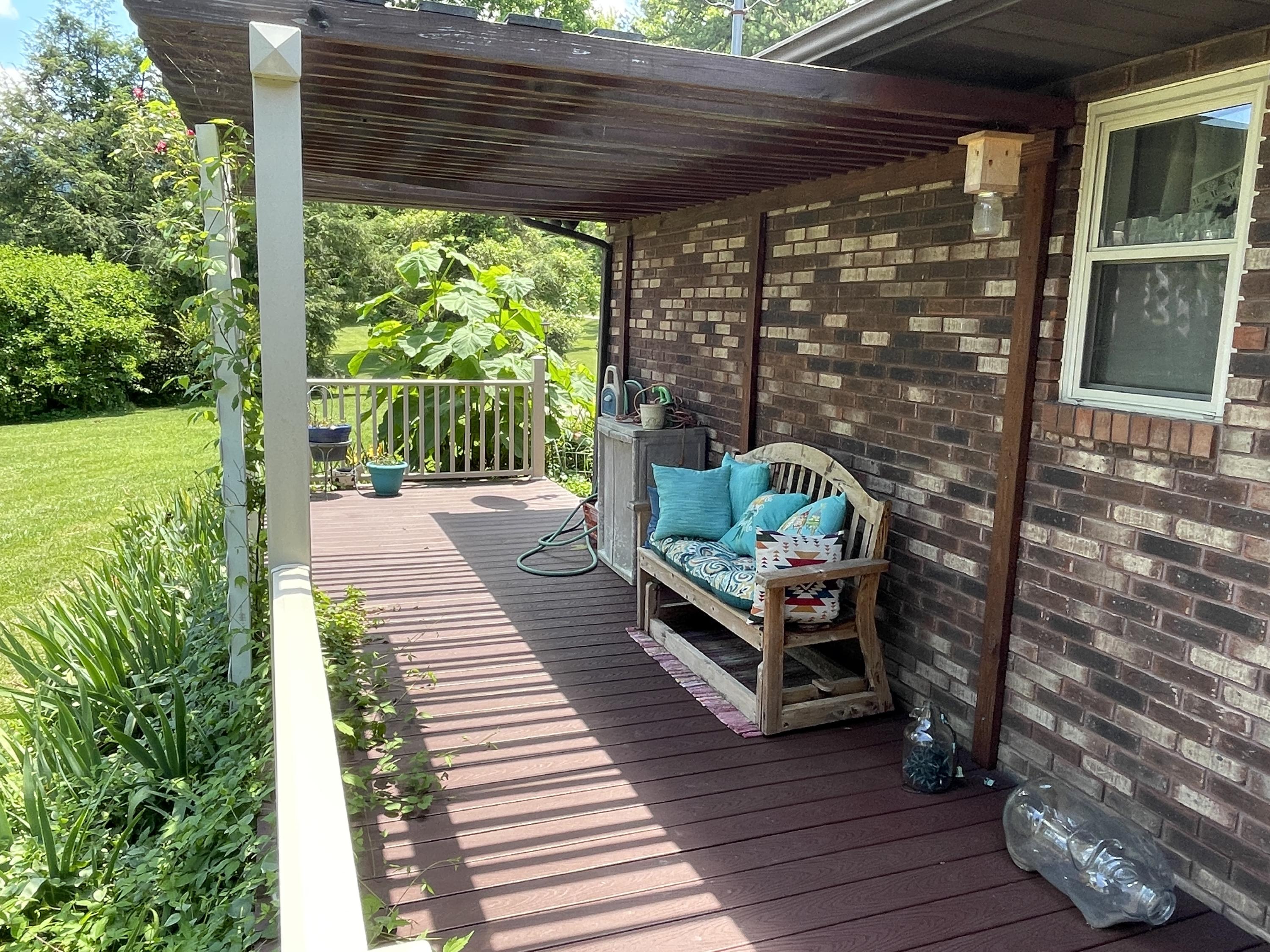 3816 Abbott Road Sevierville, TN 37862 - Photo 8 of 29 Abbott - back deck