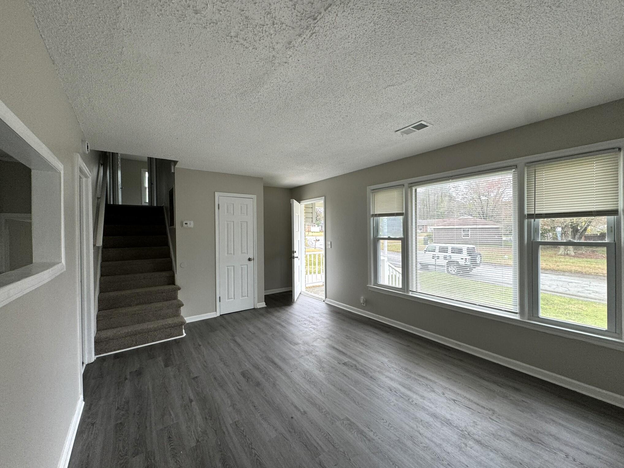 123 Waring Road Summerville, SC 29485 - Photo 2 of 12 living room.2
