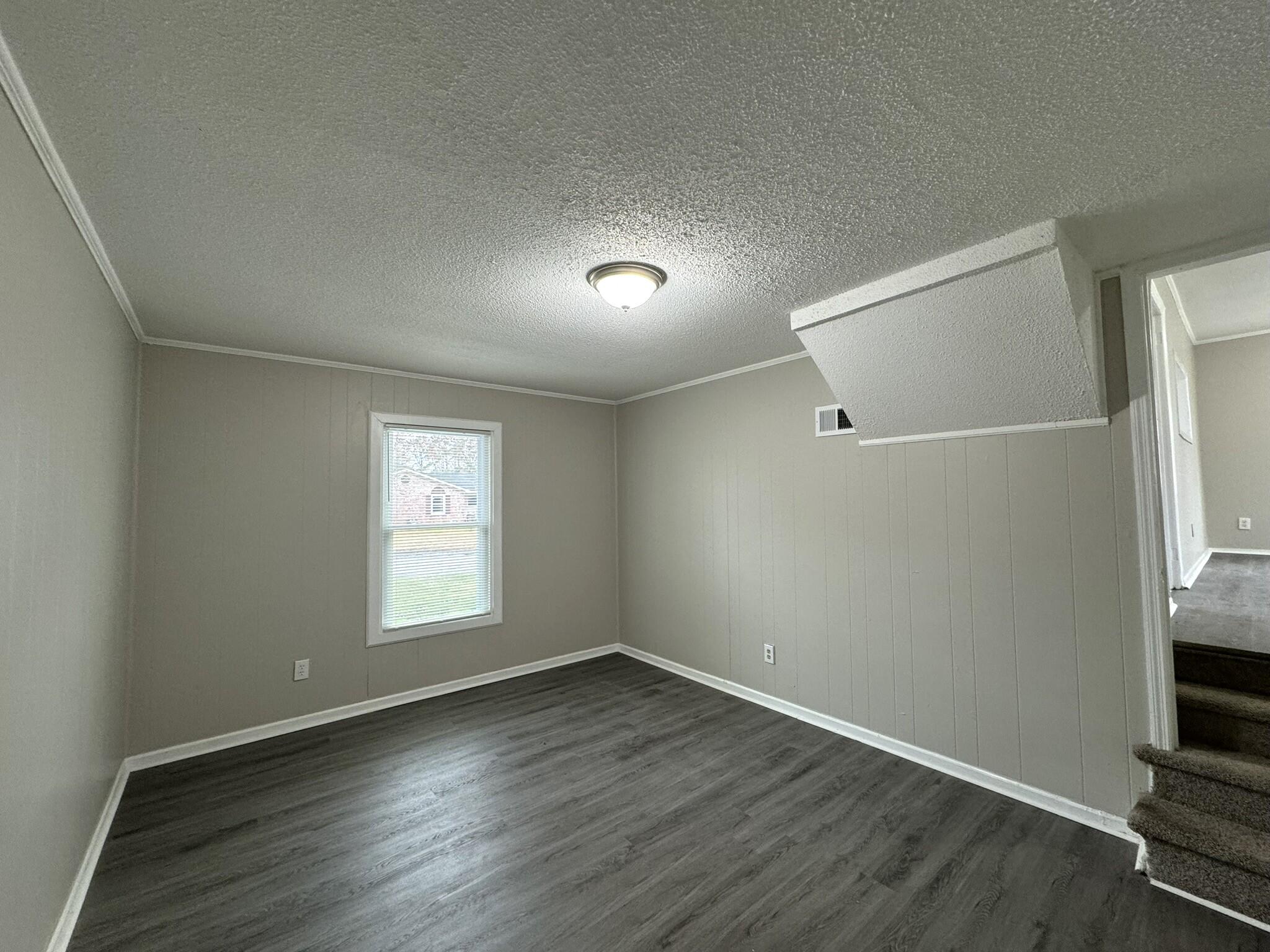 123 Waring Road Summerville, SC 29485 - Photo 6 of 12 family room