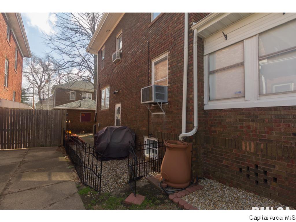 1430 South 4th Street Springfield, IL 62703 - Photo 25 of 33