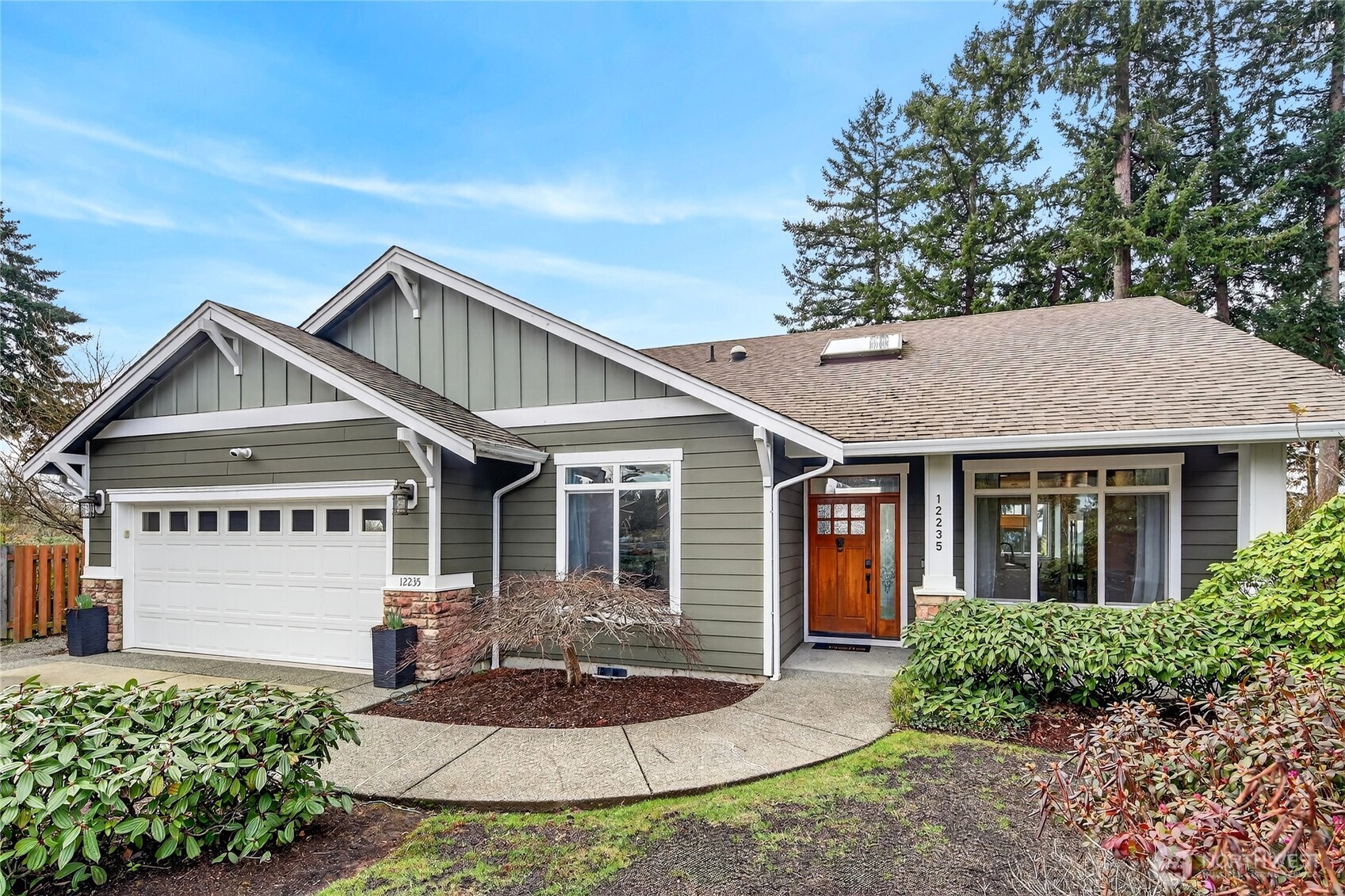 12235 15th Avenue Southwest Burien, WA 98146 - Photo 1 of 30